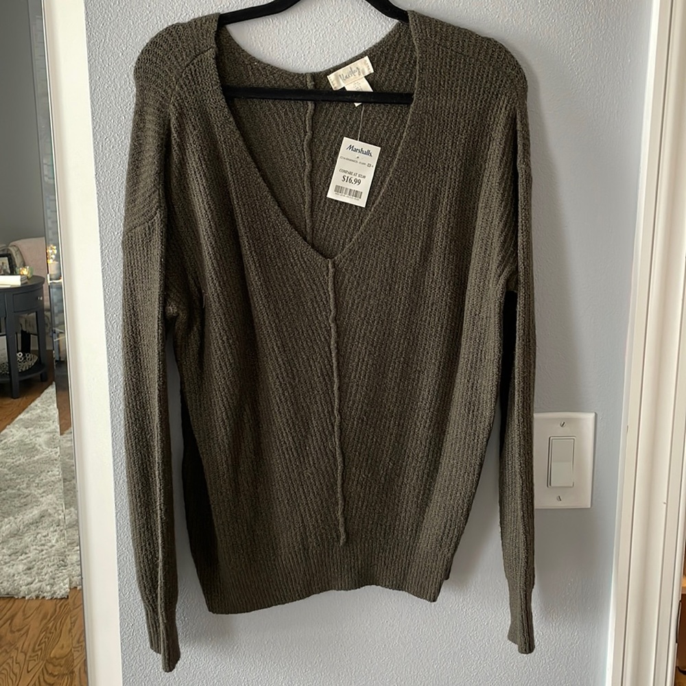 Brand new green v-neck sweater from Marshall’s- brand is Kaisley